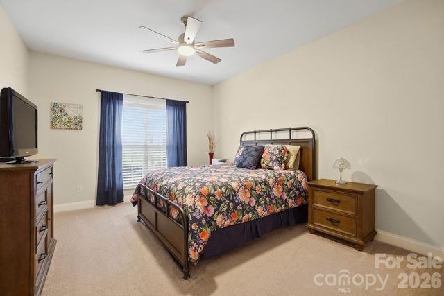 905 Patricians Lane, Wesley Chapel, NC 28110