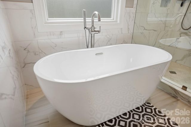 905 Patricians Lane, Wesley Chapel, NC 28110