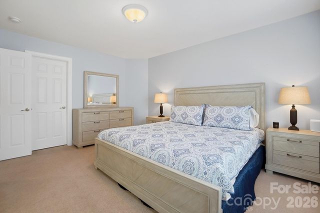 905 Patricians Lane, Wesley Chapel, NC 28110