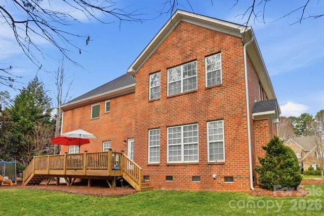 905 Patricians Lane, Wesley Chapel, NC 28110