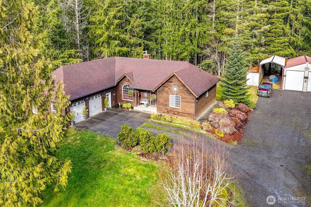 14436 NW Holly Road, Seabeck, WA 98380