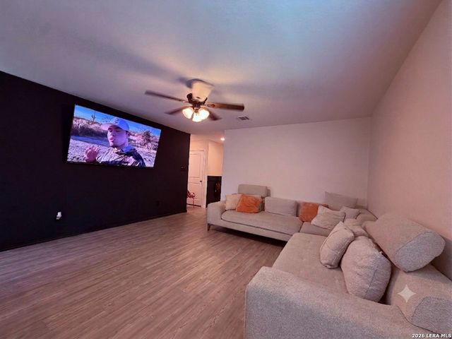 6935 Tides Trail, San Antonio, TX 78252