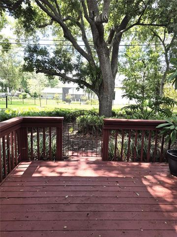 9913 W BAY STREET, Seminole, FL 33776