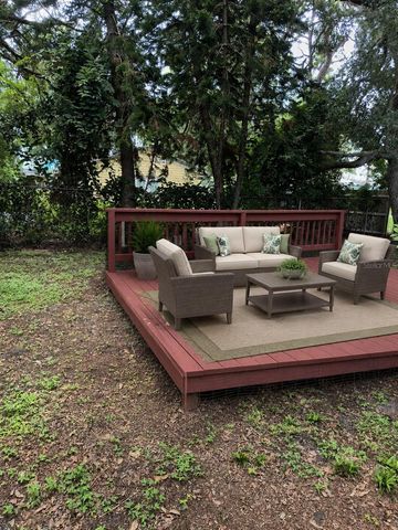 9913 W BAY STREET, Seminole, FL 33776