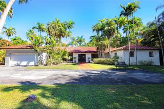 14135 N Miami Ave, Miami, FL 33168