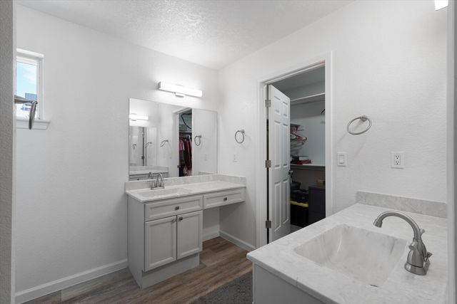 7809 Baybrook Road NW, Albuquerque, NM 87120
