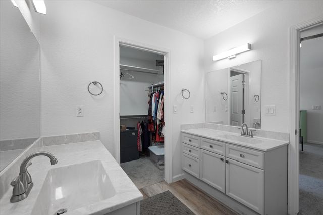 7809 Baybrook Road NW, Albuquerque, NM 87120