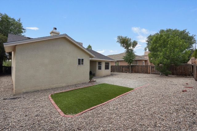 7809 Baybrook Road NW, Albuquerque, NM 87120