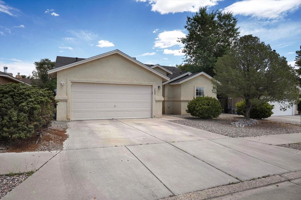7809 Baybrook Road NW, Albuquerque, NM 87120