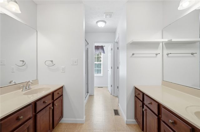 112 Ascot Glen Drive, Franklin Twp, OH 45005