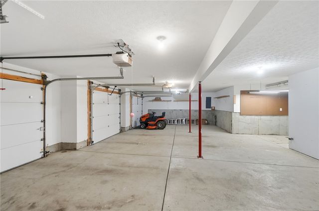 112 Ascot Glen Drive, Franklin Twp, OH 45005