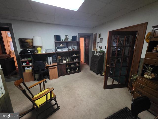 178 W MAIN ST, Windsor, PA 17366