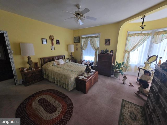 178 W MAIN ST, Windsor, PA 17366