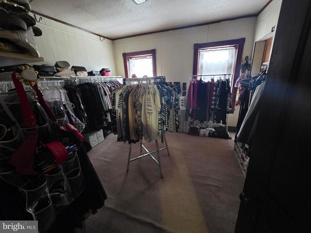 178 W MAIN ST, Windsor, PA 17366