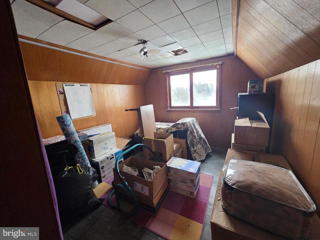 178 W MAIN ST, Windsor, PA 17366