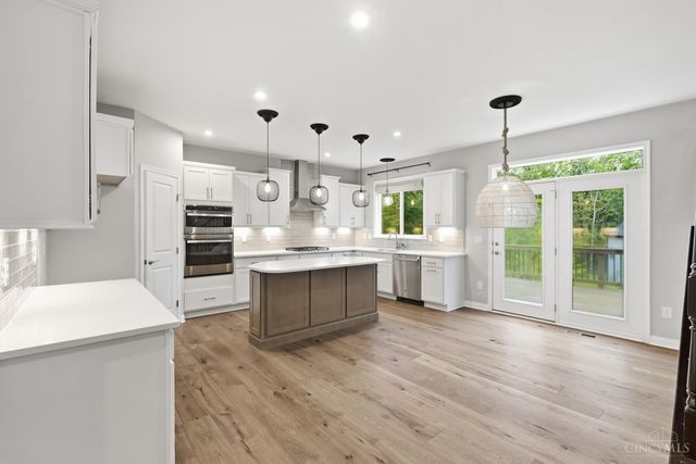 9907 Kensington Lane, Deerfield Twp., OH 45040