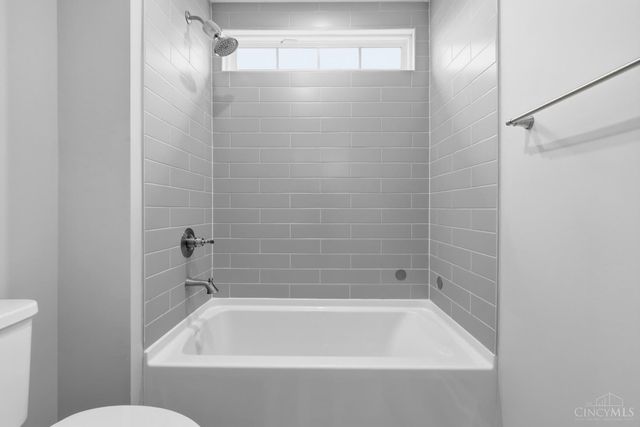9907 Kensington Lane, Deerfield Twp., OH 45040