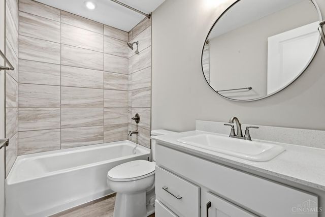 9907 Kensington Lane, Deerfield Twp., OH 45040