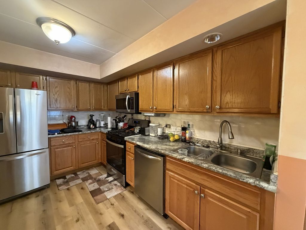 9211 S Roberts Road 1B, Hickory Hills, IL 60457 — photo 4