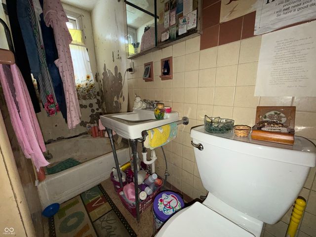 14632 W Main Street, Daleville, IN 47334