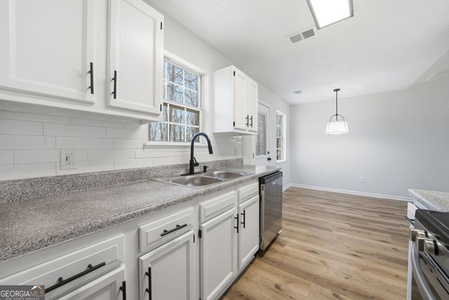 117 Home Court, Jenkinsburg, GA 30234