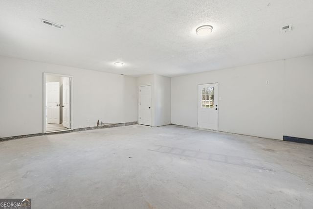 117 Home Court, Jenkinsburg, GA 30234