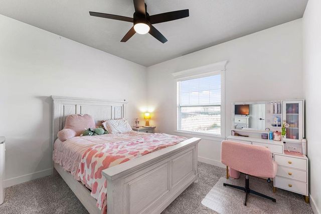 1544 N 162nd Circle, Basehor, KS 66007