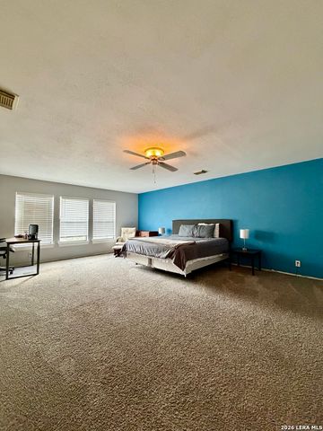 12858 Hunting Hawk, San Antonio, TX 78249