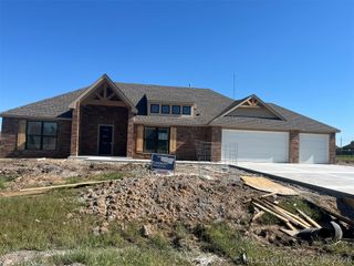 26285 E 102nd Street, Broken Arrow, OK 74014