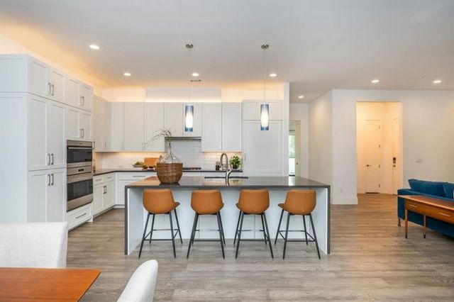 1494 Red Fox NE Drive B, Atlanta, GA 30306