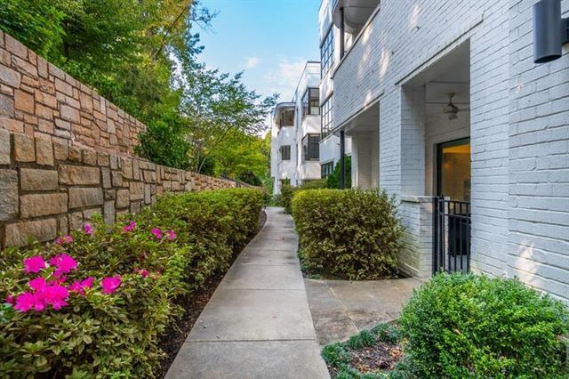 1494 Red Fox NE Drive B, Atlanta, GA 30306