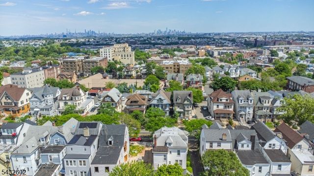 334 Clifton Ave, Newark City, NJ 07104