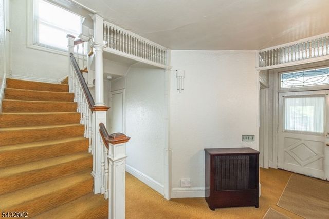 334 Clifton Ave, Newark City, NJ 07104