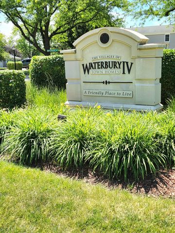 1294 Downing Street, Roselle, IL 60172