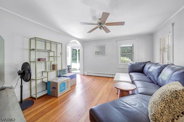 39 Clinton Rd, West Milford Twp., NJ 07435