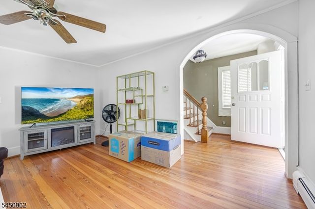39 Clinton Rd, West Milford Twp., NJ 07435
