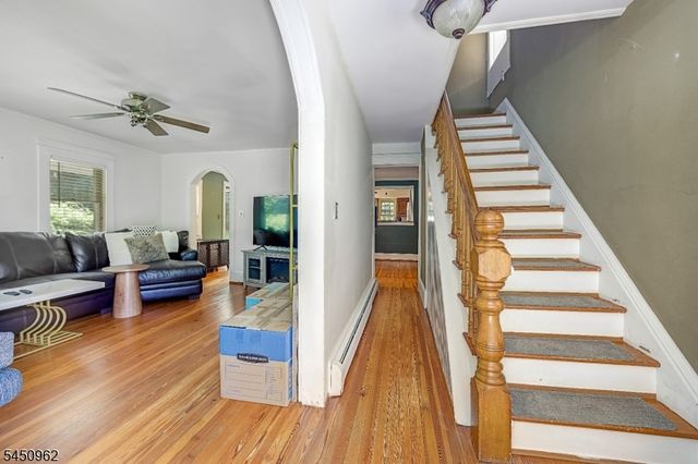 39 Clinton Rd, West Milford Twp., NJ 07435