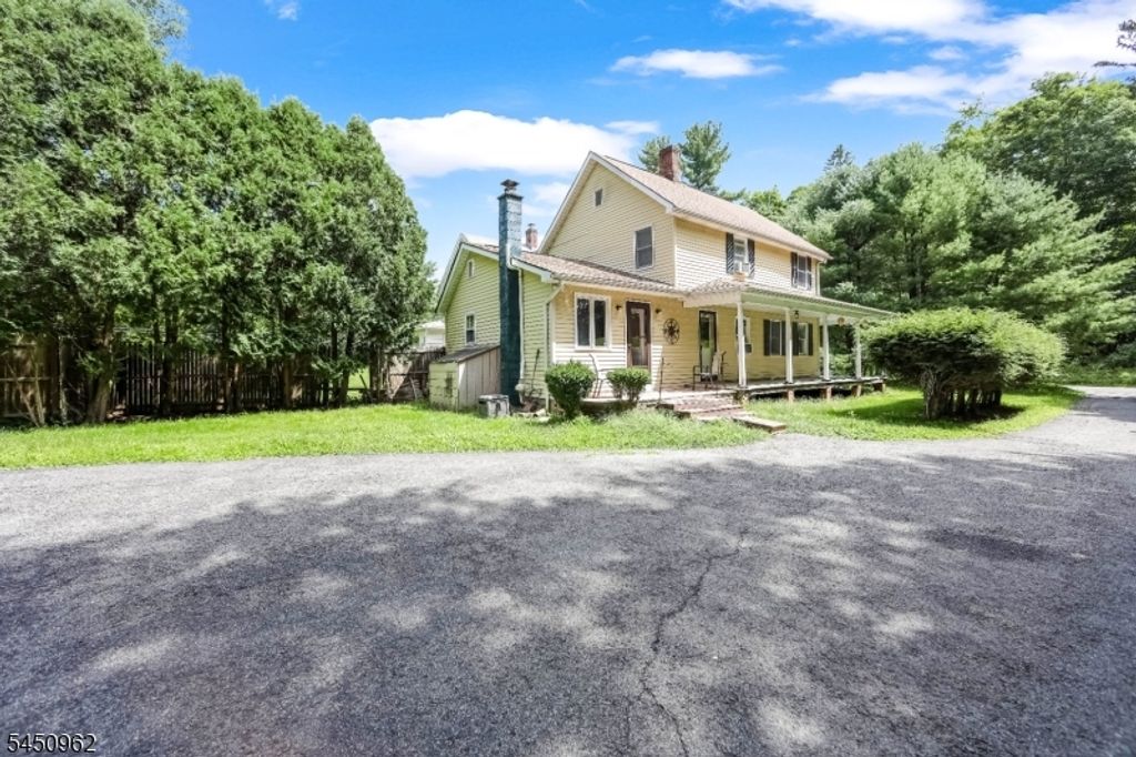 39 Clinton Rd, West Milford Twp., NJ 07435 — photo 3
