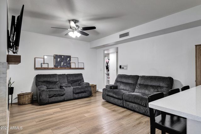 2829 N Cholla Street, Chandler, AZ 85224