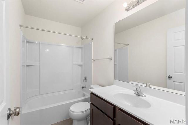 1032 Westhaven Boulevard, Wentzville, MO 63385