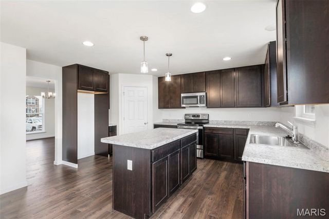 1032 Westhaven Boulevard, Wentzville, MO 63385