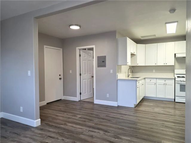 5442 Pomona, Los Angeles, CA 90022