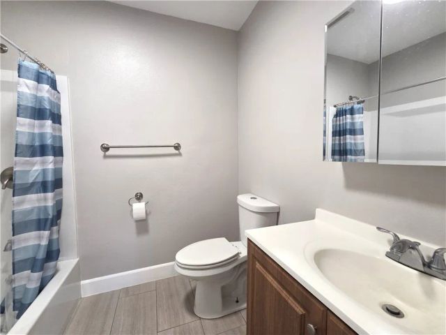5442 Pomona, Los Angeles, CA 90022