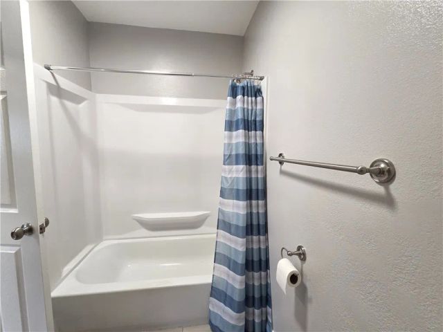 5442 Pomona, Los Angeles, CA 90022