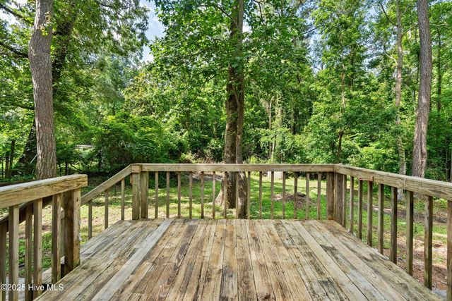 666 Bay Harbor Drive, Hampstead, NC 28443