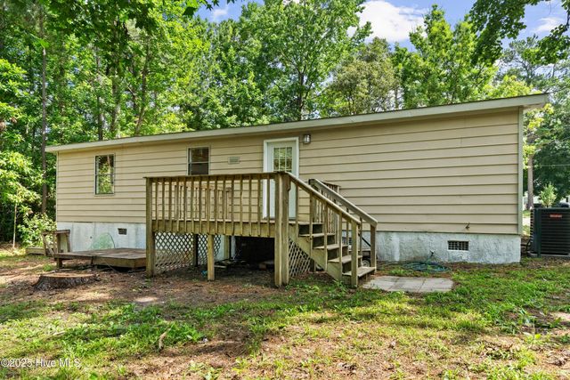 666 Bay Harbor Drive, Hampstead, NC 28443