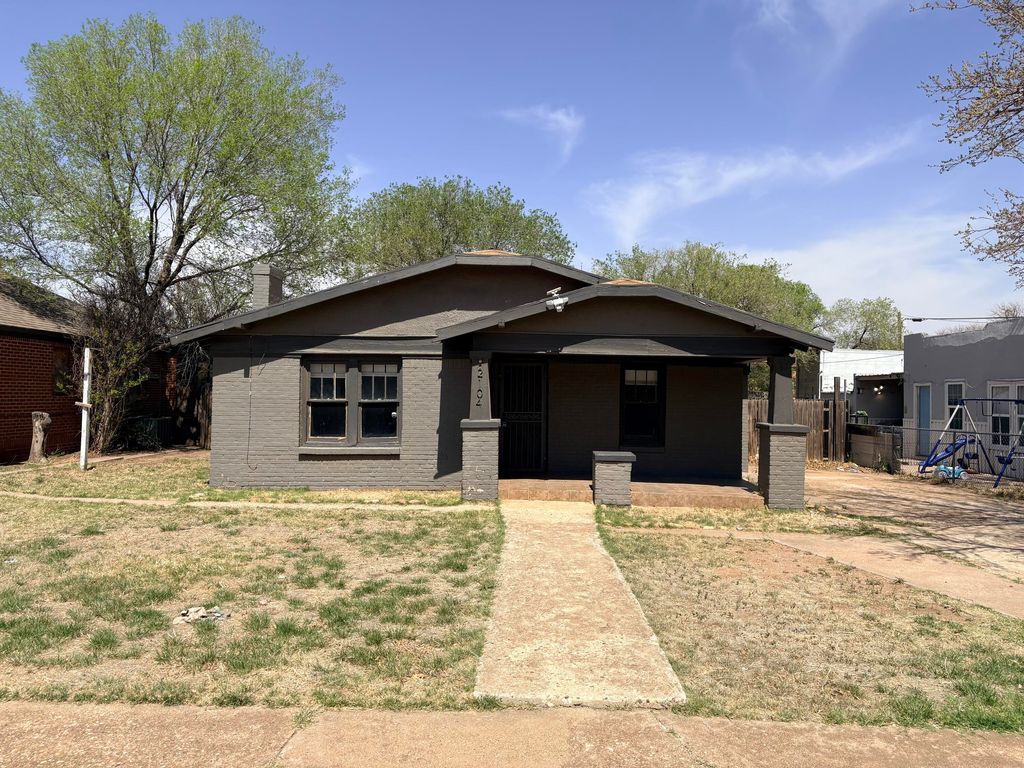 2104 20th Street, Lubbock, TX 79411