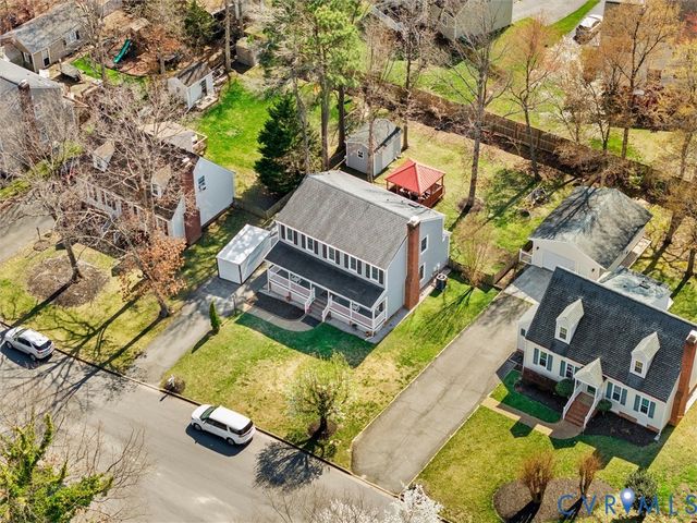 9737 Kingscroft Dr, Glen Allen, VA 23060