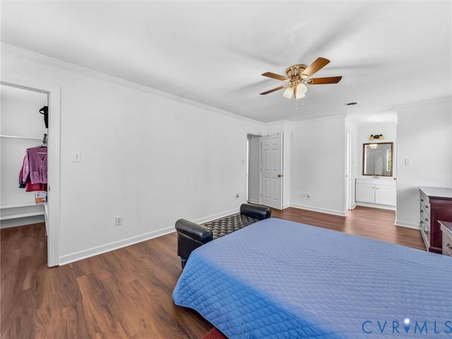 9737 Kingscroft Dr, Glen Allen, VA 23060