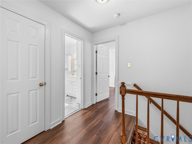 9737 Kingscroft Dr, Glen Allen, VA 23060